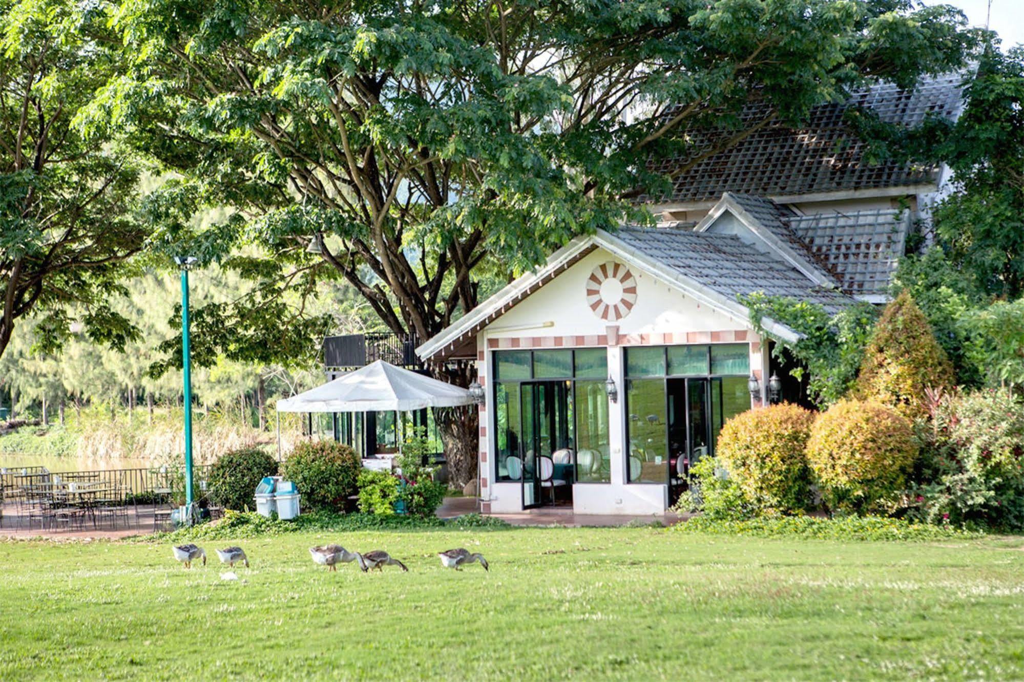 Chateau De Khaoyai Hotel & Resort Pakchong Exterior photo